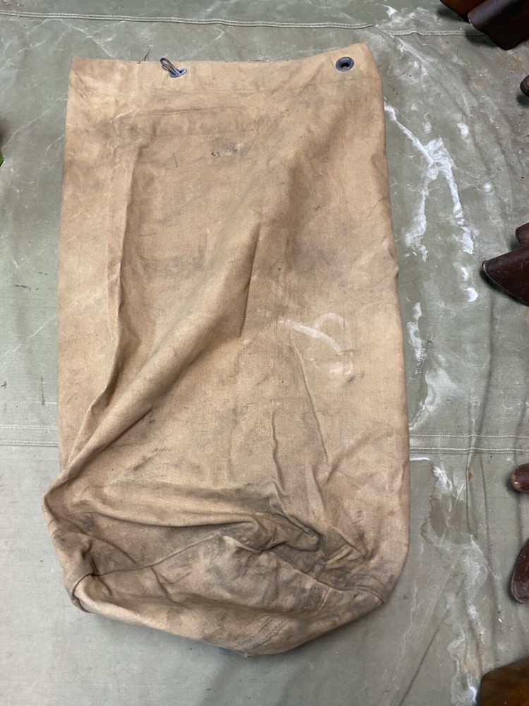 ORIGINAL WWII US ARMY INFANTRY M1942 SOLDIER GI DUFFLE BAG-OD#3