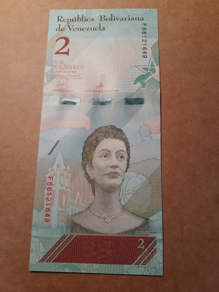 2018    2 BOLIVARES VENEZUELA