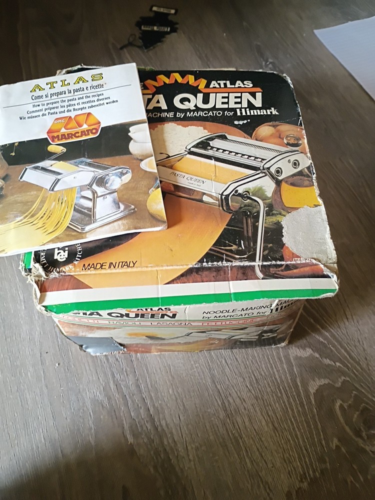 PASTA QUEEN Noodle Making Machine  Open Box