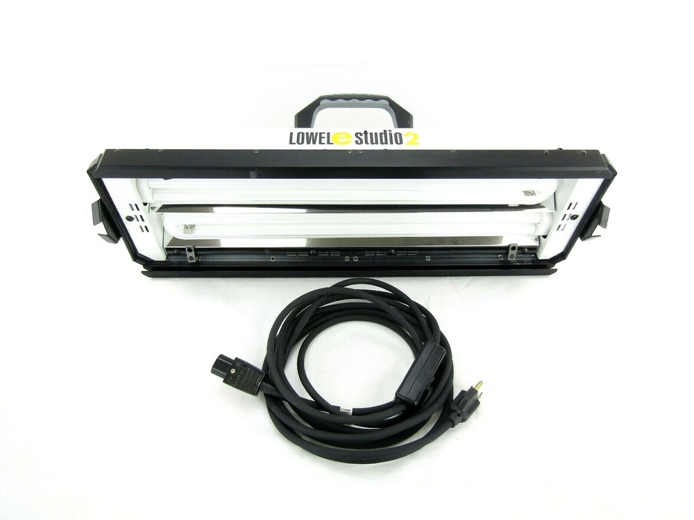 Lowel E-Studio 2 Fluorescent Light w/ Power Cord