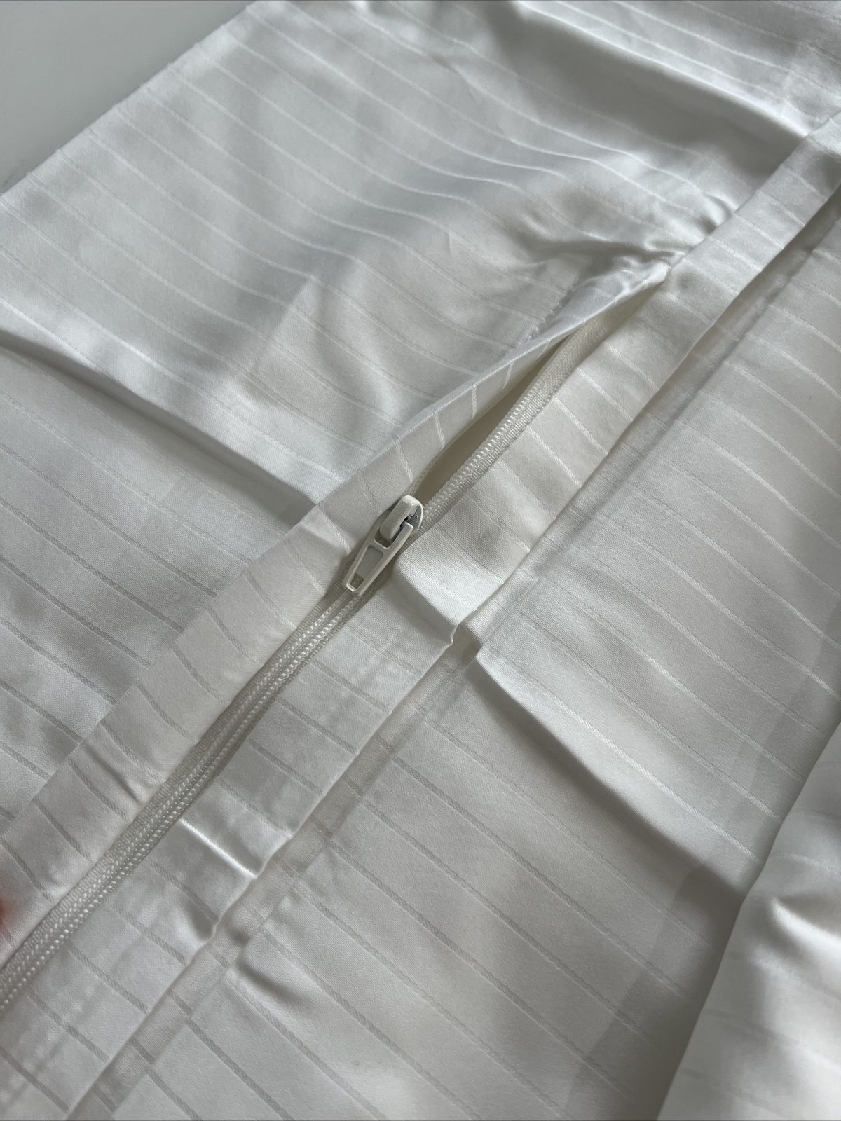 New Ikea Hastskrappa Twin Duvet cover and pillowcase, white 600 Thread count