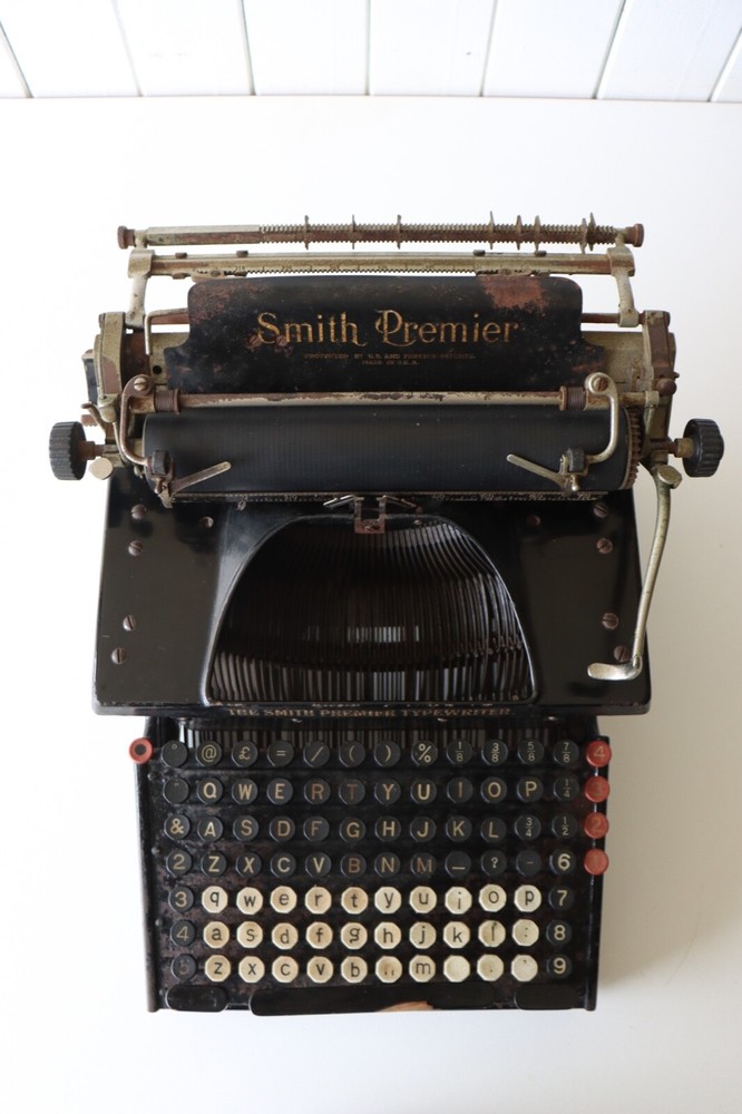 Antique - The Smith Premier Typewriter - Complete / Working / Original Condition