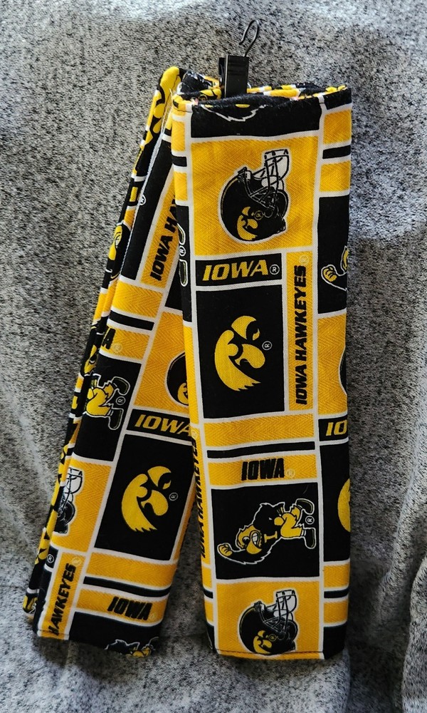 seat belt cover shoulder Pad Iowa Hawkeyes