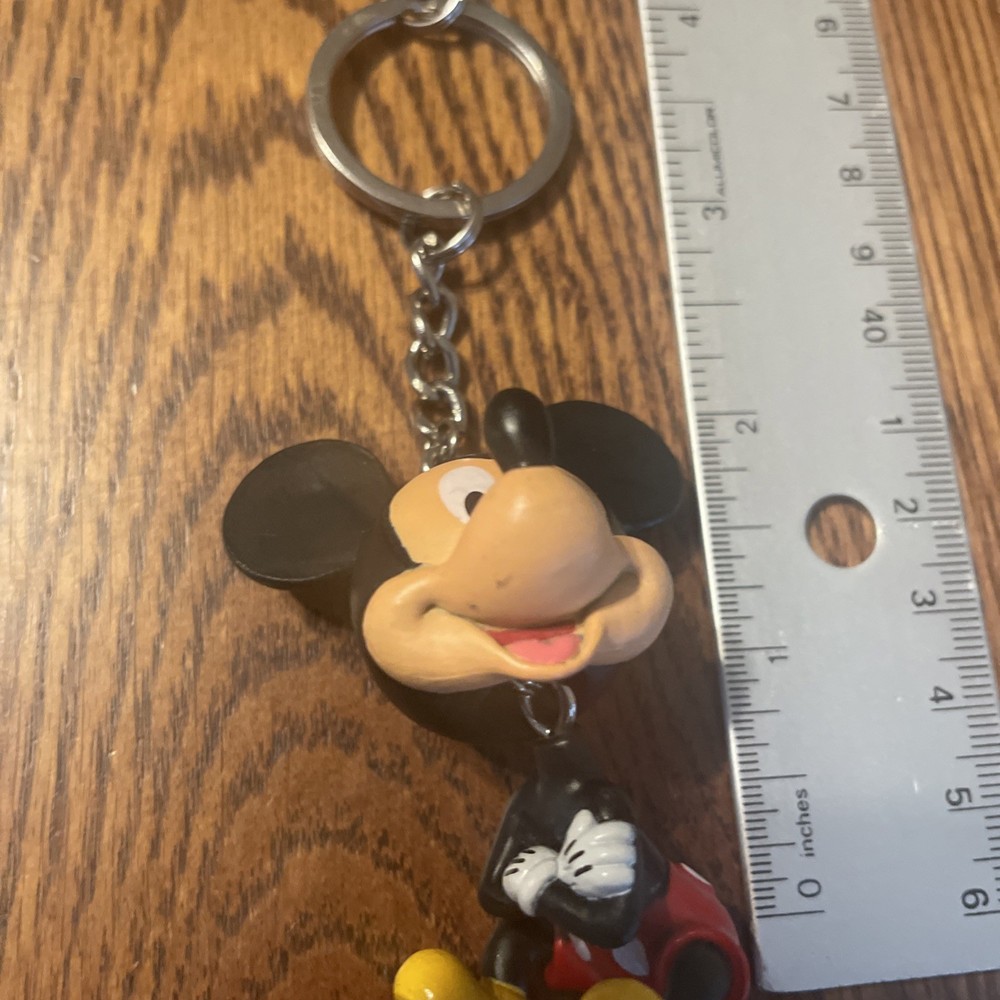 Walt Disney Mickey Mouse Bobblehead Keychain