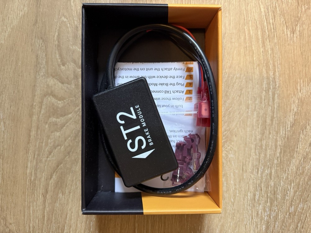 ST2 Systems Break Module break lights sequential flash for better visibility.
