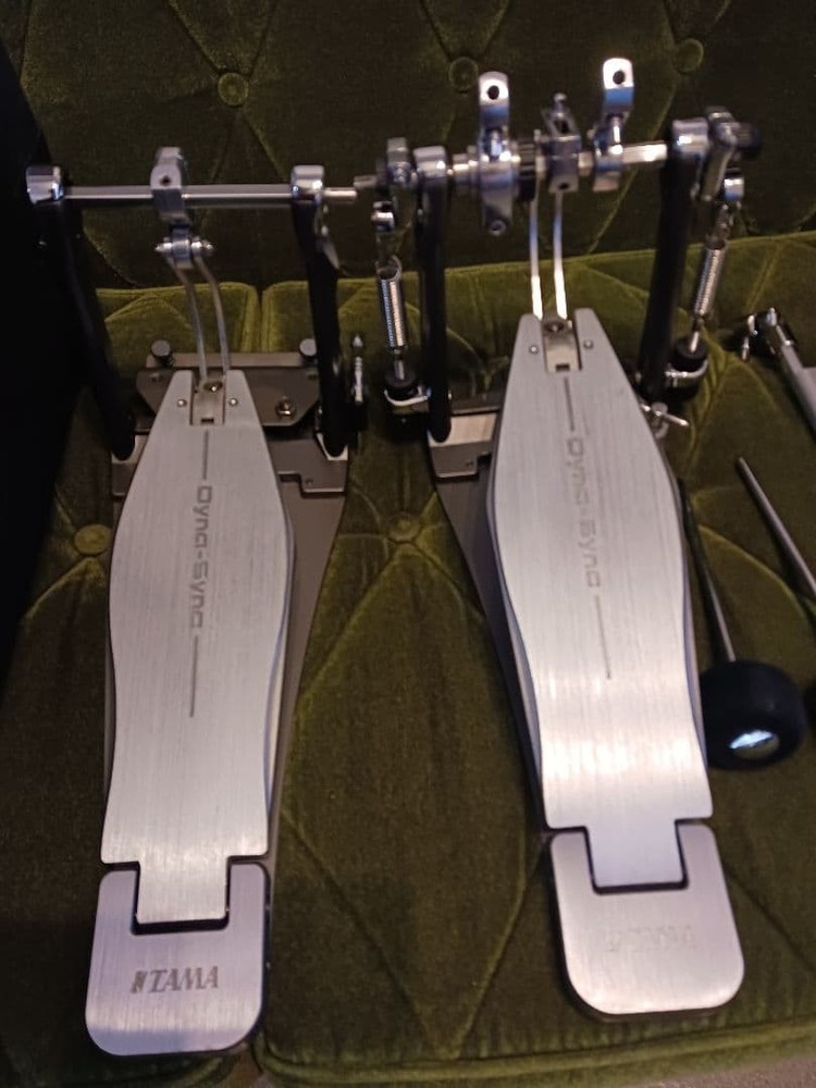 TAMA Dyna-Sync Twin Drum Pedal with Case