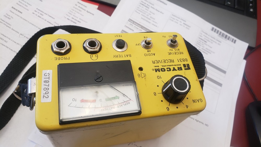 USED RYCOM 8831 cable, pipe, and fault locator RECEIVER ( A2-4B)