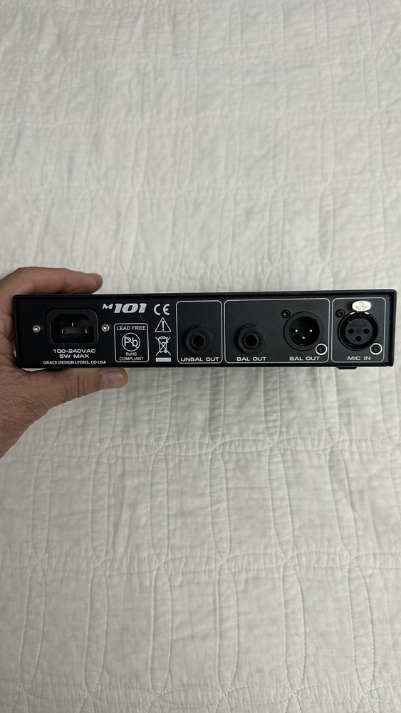 Grace Design m101 Half-rack Microphone Preamp