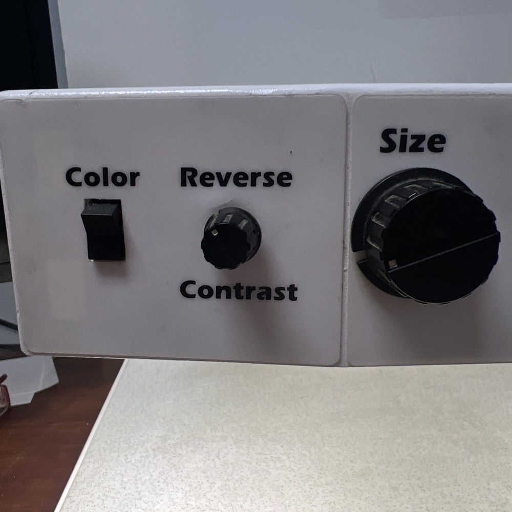 MagniSight Explorer Custom Focus Video Visual Magnifier Good Bulbs