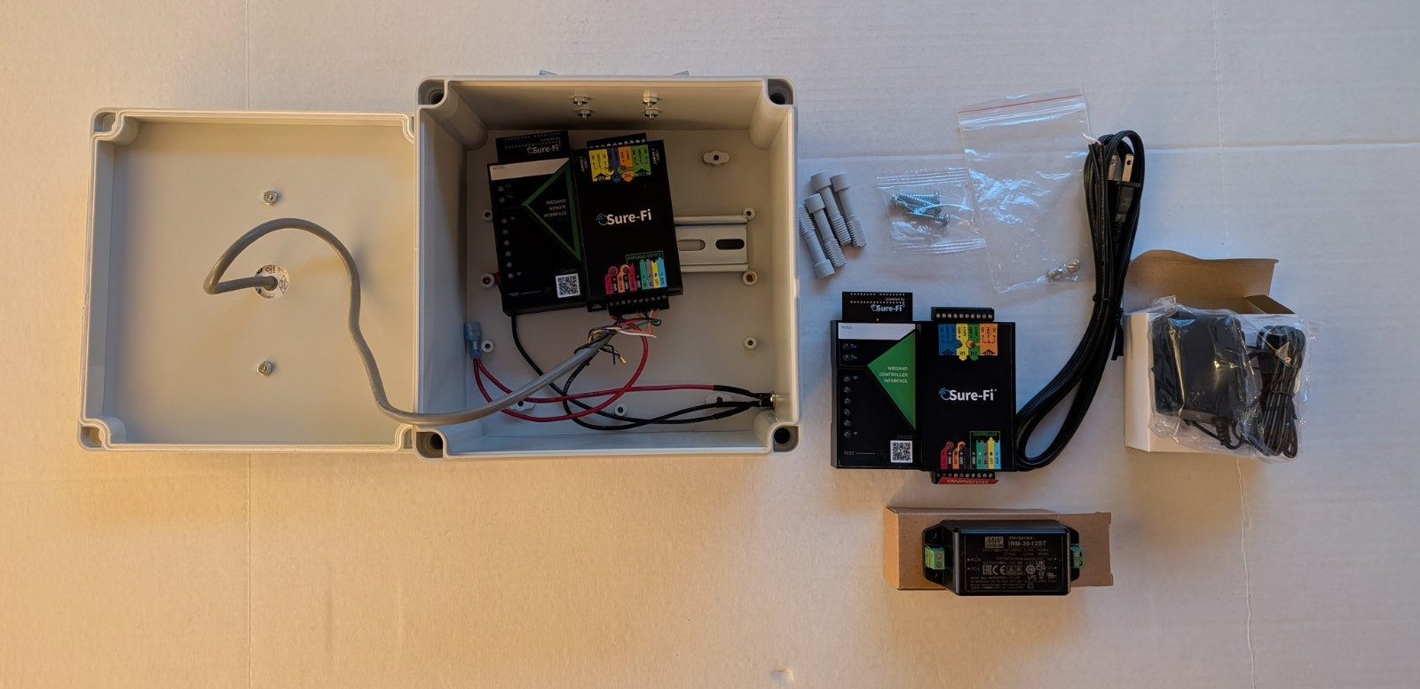 Sure-Fi Portable Access Kit Wiegand DS004 Controller and Remote HID ThinLine II