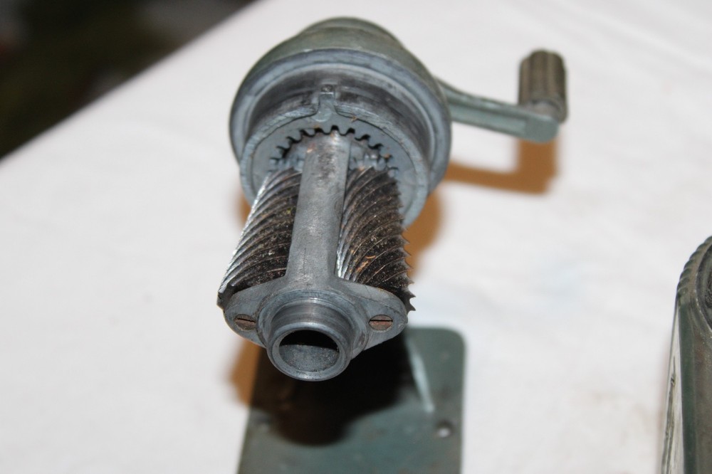 Vintage Dixon Pointer Pencil Sharpener No 15 Translucent Hopper USA
