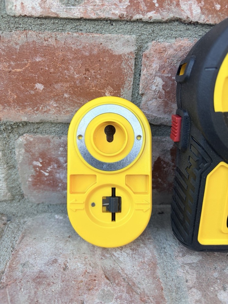 Stanley Self-Leveling Wall Mount Laser 10 Ft Range Laser Level Tool STHT77149