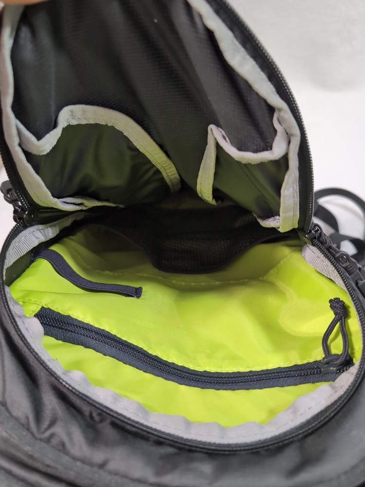 Camelbak M.U.L.E Mule Hydration Hiking Mountain Biking Backpack w/ 3L Bladder