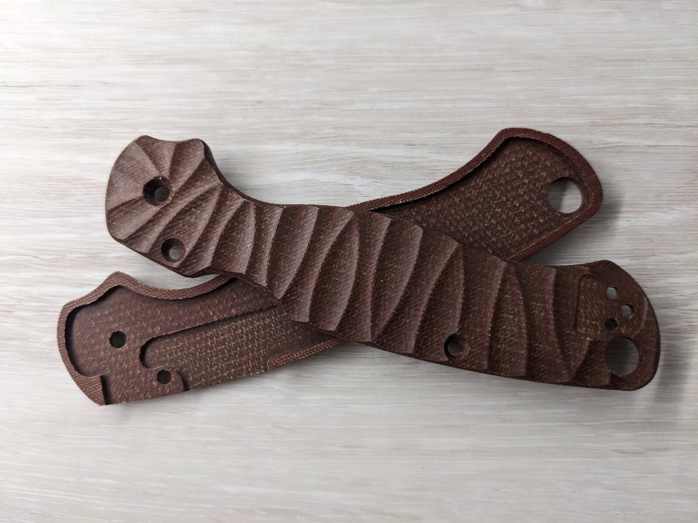 Spyderco Paramilitary 2 Brown Micarta Scales 3D surface (handles only)