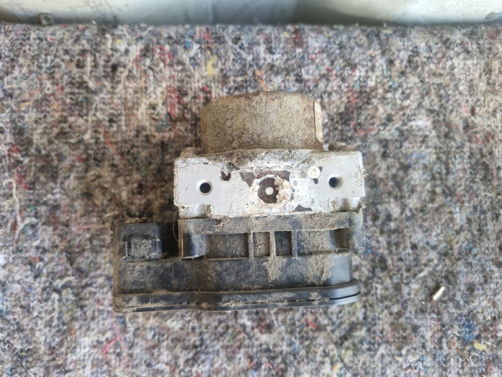 2012 HONDA CBR250R MC41 ABS PUMP