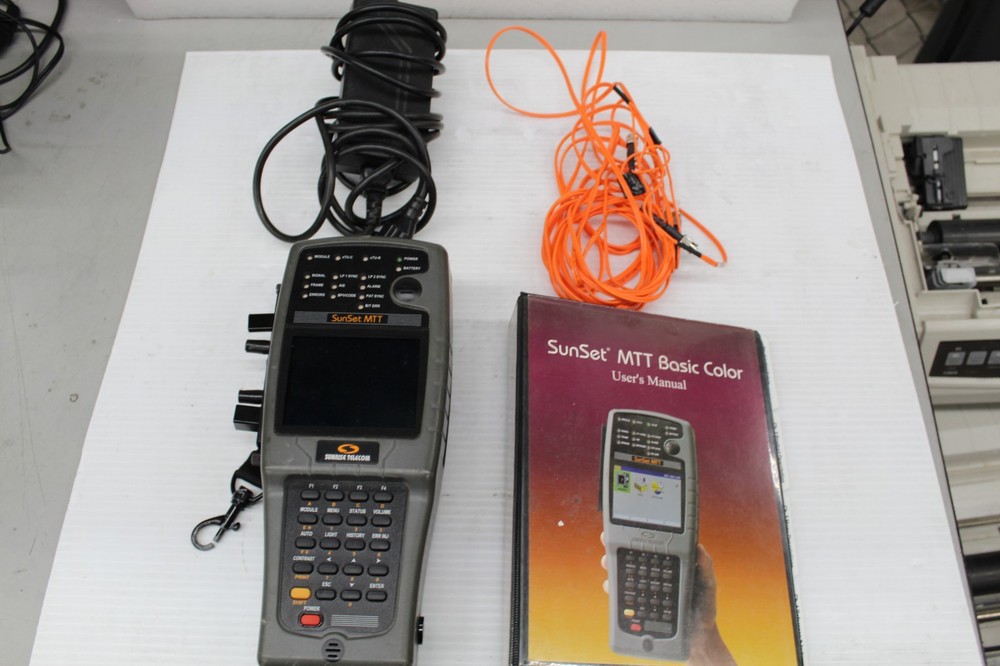 Sunrise Telecom SunSet MTT SSMTT-45 Basic Color Handheld Test Set w/accessor Bag