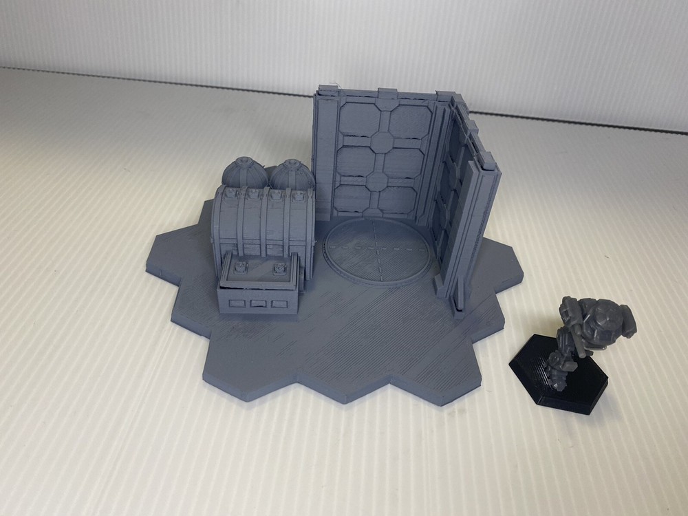 Mech Bay w/ Hex Base, Battletech Compatible Terrain (6mm scale)