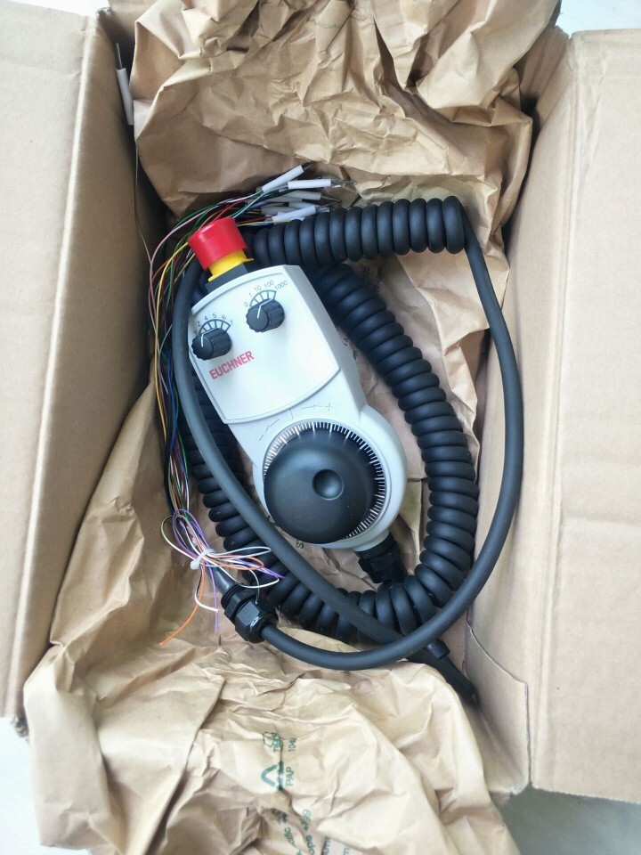 EUCHNER HBA-098672 Electronic Handwheel Manual Pulse Generator DC 5V /
