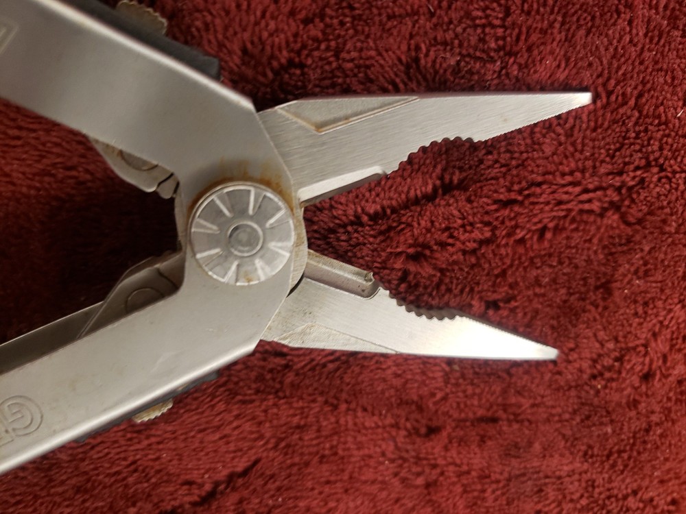 🔪🔪🔪 Gerber Diesel Multi-Tool knife pliers s