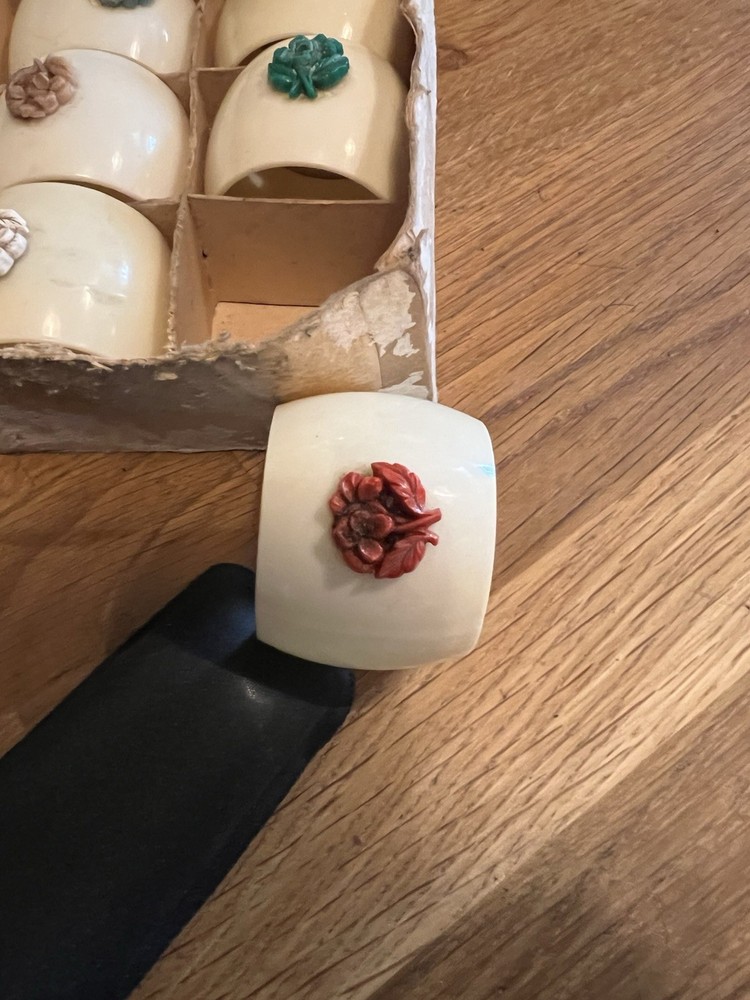 6 Bacolite Napkin Rings