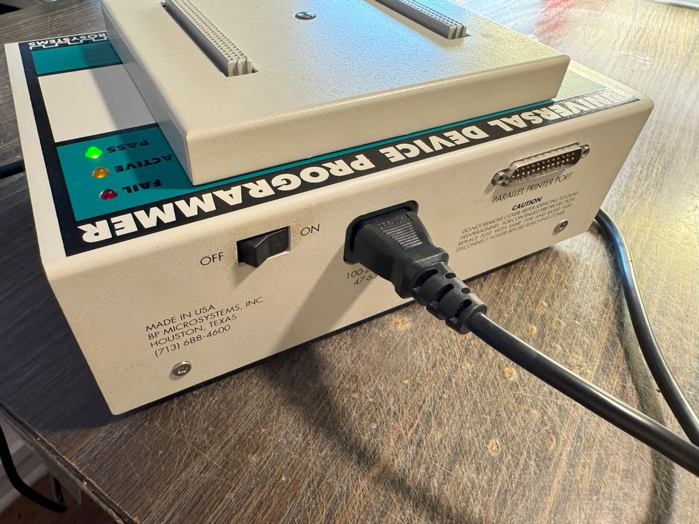 BP BPM Microsystems BP-1200 / 144 EPROM and Device Programmer