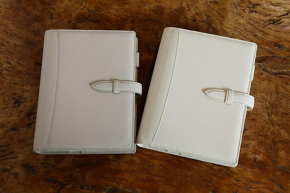 Franklin Planner Compact size Light grayish binder Split Leather Bible Size