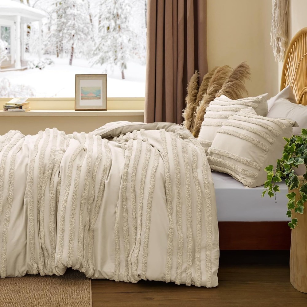 Exquisite Boho Queen Size Comforter Set - Durable, All-Season Bedding Collection