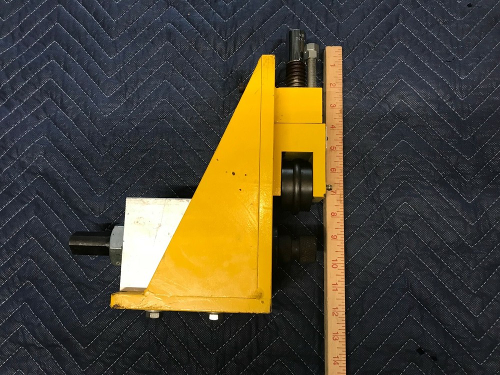 Berkley Portable Roll Groover 1 1/4 and 1 1/2