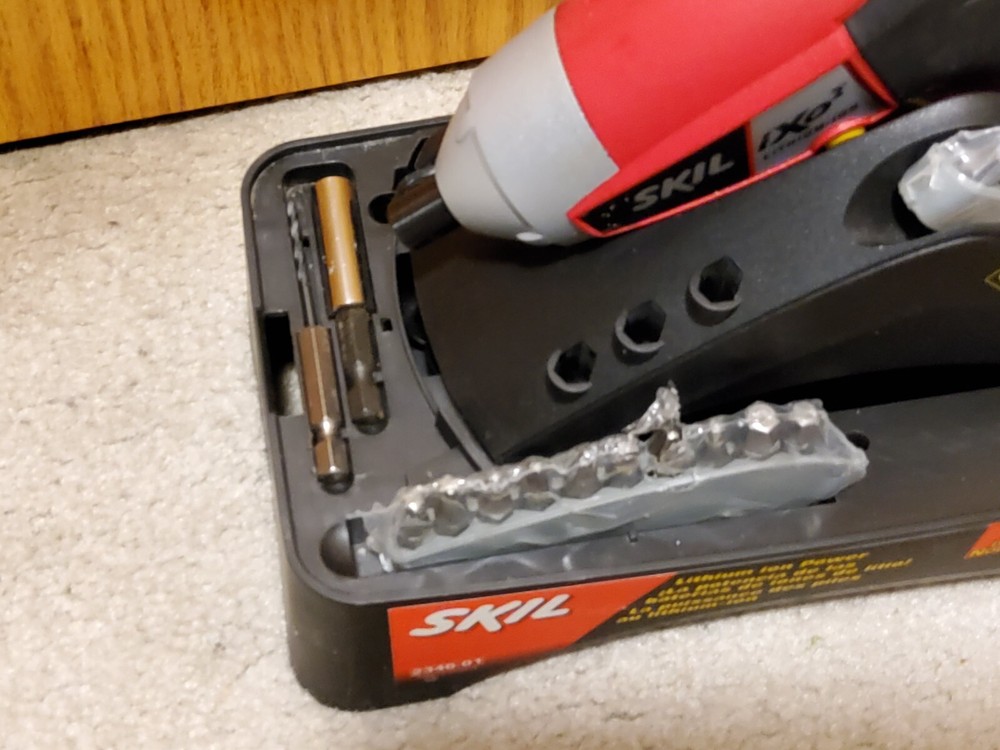 SKIL ixo2 Handheld Compact Cordless Screwdriver Smartcharge System 3.6V EUC