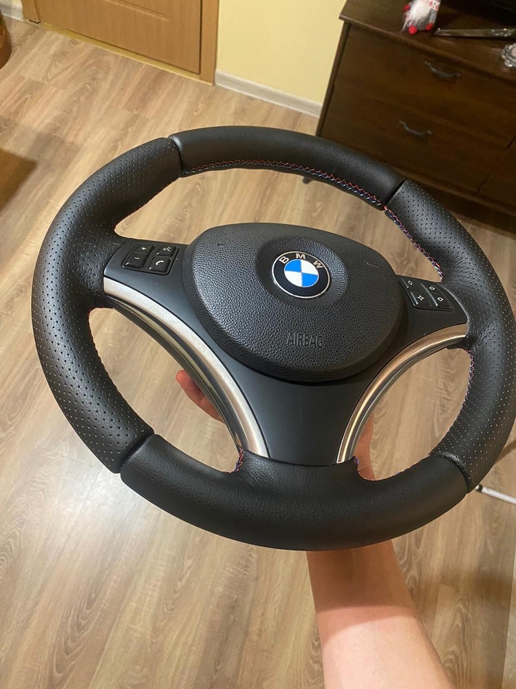 OEM BMW Sport Steering Wheel E90 E91 E92 E93 M3 E82 E81 E87 E88
