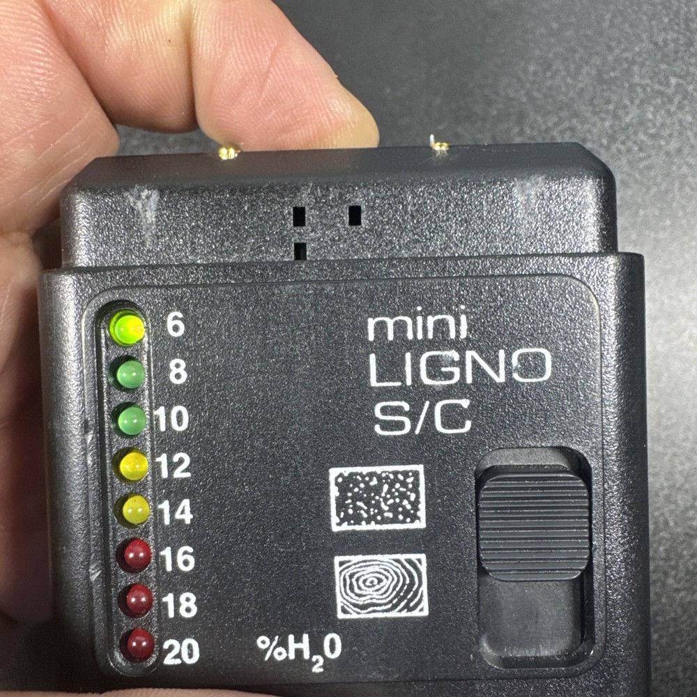 Mini-Ligno pin type moisture meter Lignomat Case Made It Germany