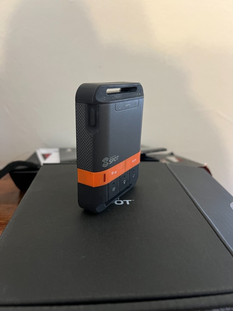 Spot Gen 4 Satellite GPS Tracker and Messenger