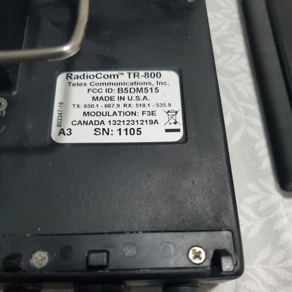 RADIOCOM TR-800 WIRELESS BELTPACK TRANSCEIVER