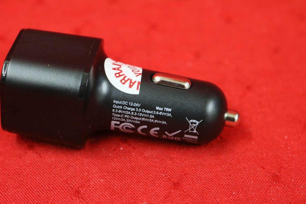 Rexing - 78W Vehicle Quick Charger / 1 USB-C & 1 USB Port For iPhone/Andriod #U8