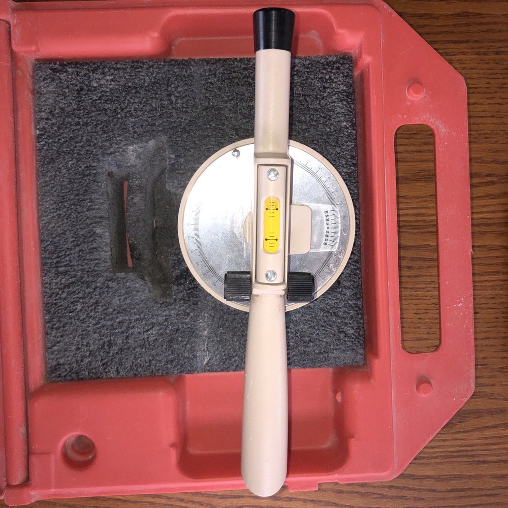 DAVID WHITE MERIDIAN L6-20 LEVEL/SURVEYING UNIT WITH HARD CASE READ