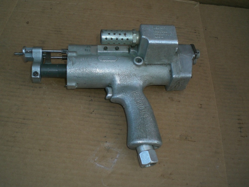Deutsch Spacematic auto feed pneumatic nutplate drill