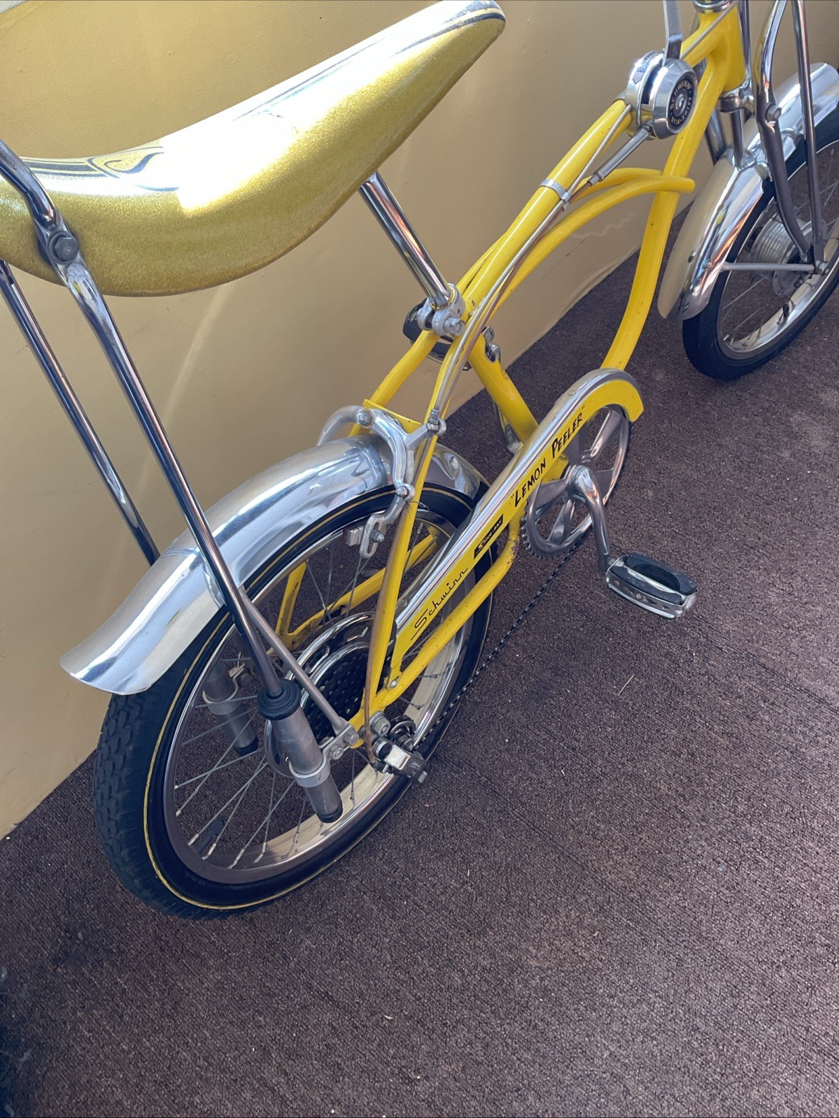 Vintage Aug 1969 Schwinn Stingray Krate Lemon Peeler Muscle bike 5 Speed