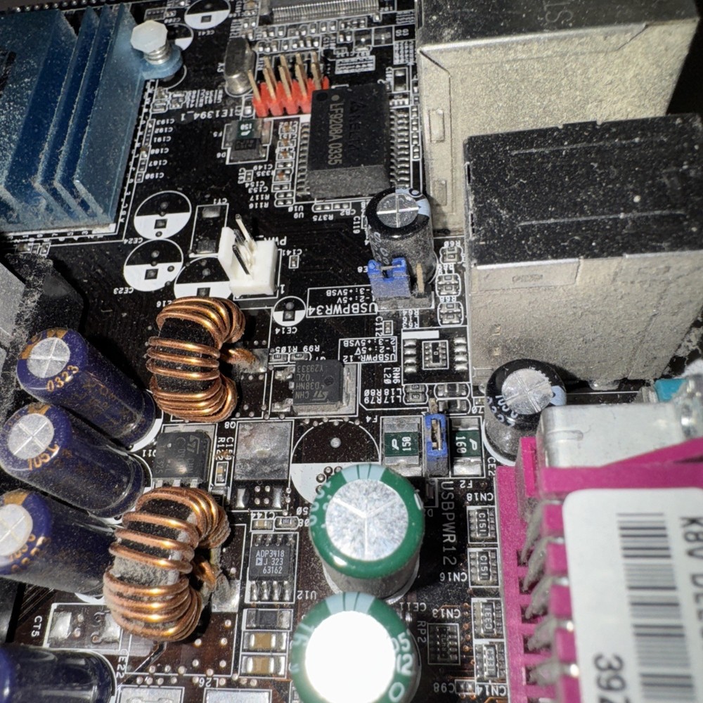 Asus K8V Deluxe socket As Pictured