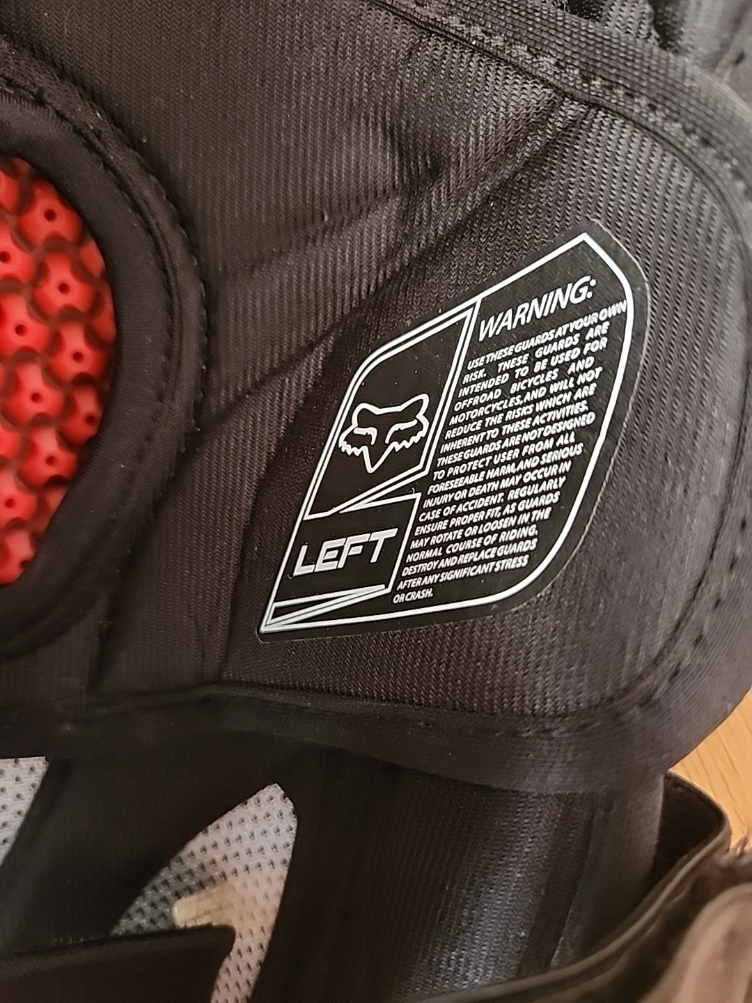 Fox Racing Titan Pro Knee Shin Guards Adult Pair Black One Size Motocross READ