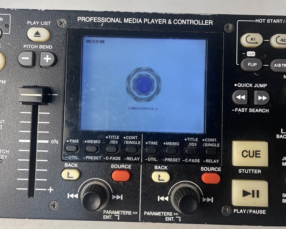 Denon DN-HD2500 Professional Media Player & Controller Dual Deck DJ Controller