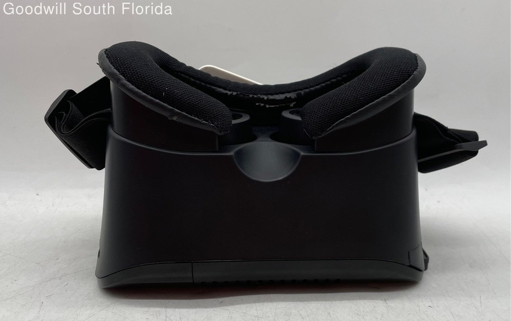EVO VR Black 360 Degree Bluetooth Smartphone Virtual Reality Headset Not Tested