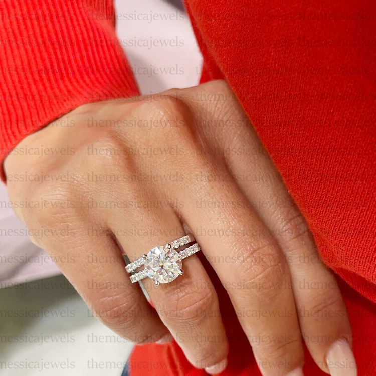 1.94 TCW Round Cut Moissanite Bridal Set Engagement Ring 14k White Gold Plated
