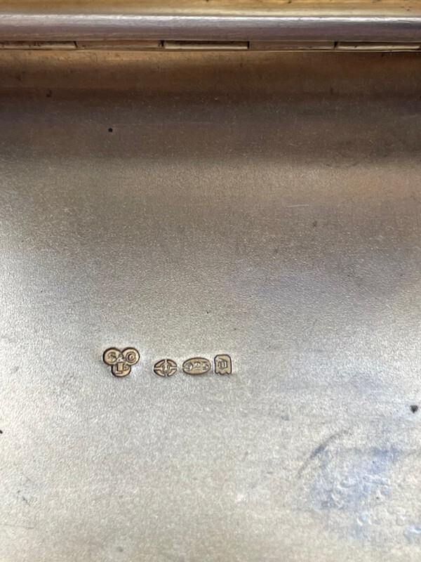 Silver case Selfidges & co 1919 no. 31