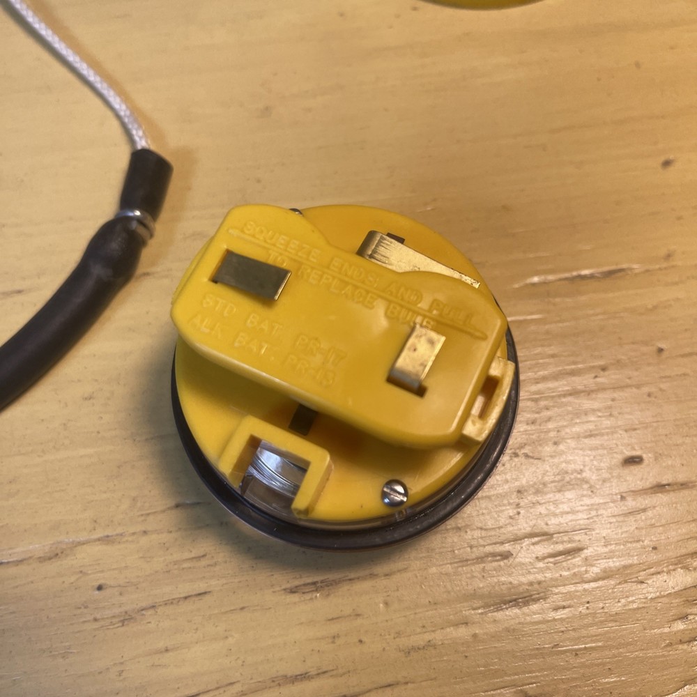 Ikelite MINI C-LITE Underwater Dive Light - VERY CLEAN