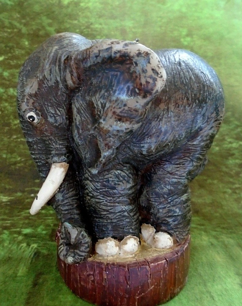 Santon Designs Elephant Wax Candle