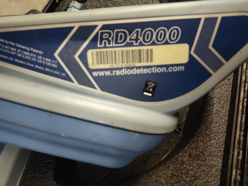 Radiodetection RD4000PL Transmitter & Receiver Locator Set