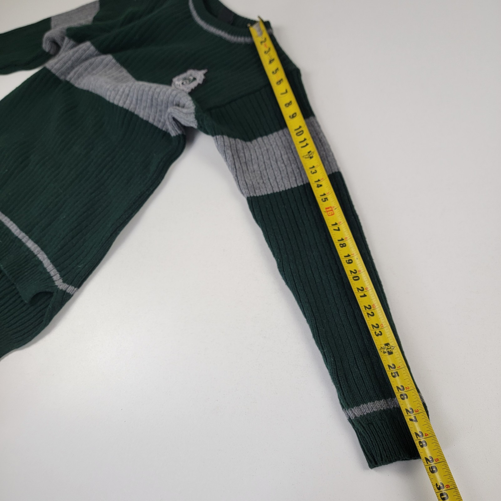 Wizarding World Harry Potter Slytherin Sweater Scotland Large Universal Studios