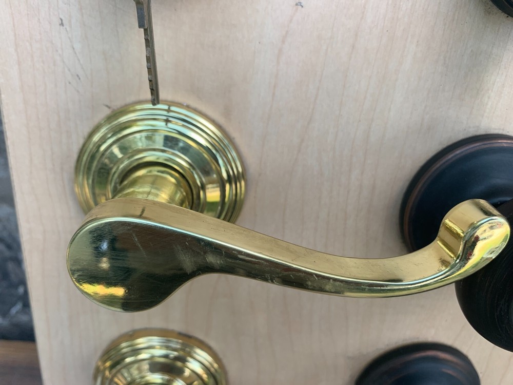 Kwik Set 3 Pack Main Front Entry Locking Keyed Dead Bolt Privacy & Hall & Closet