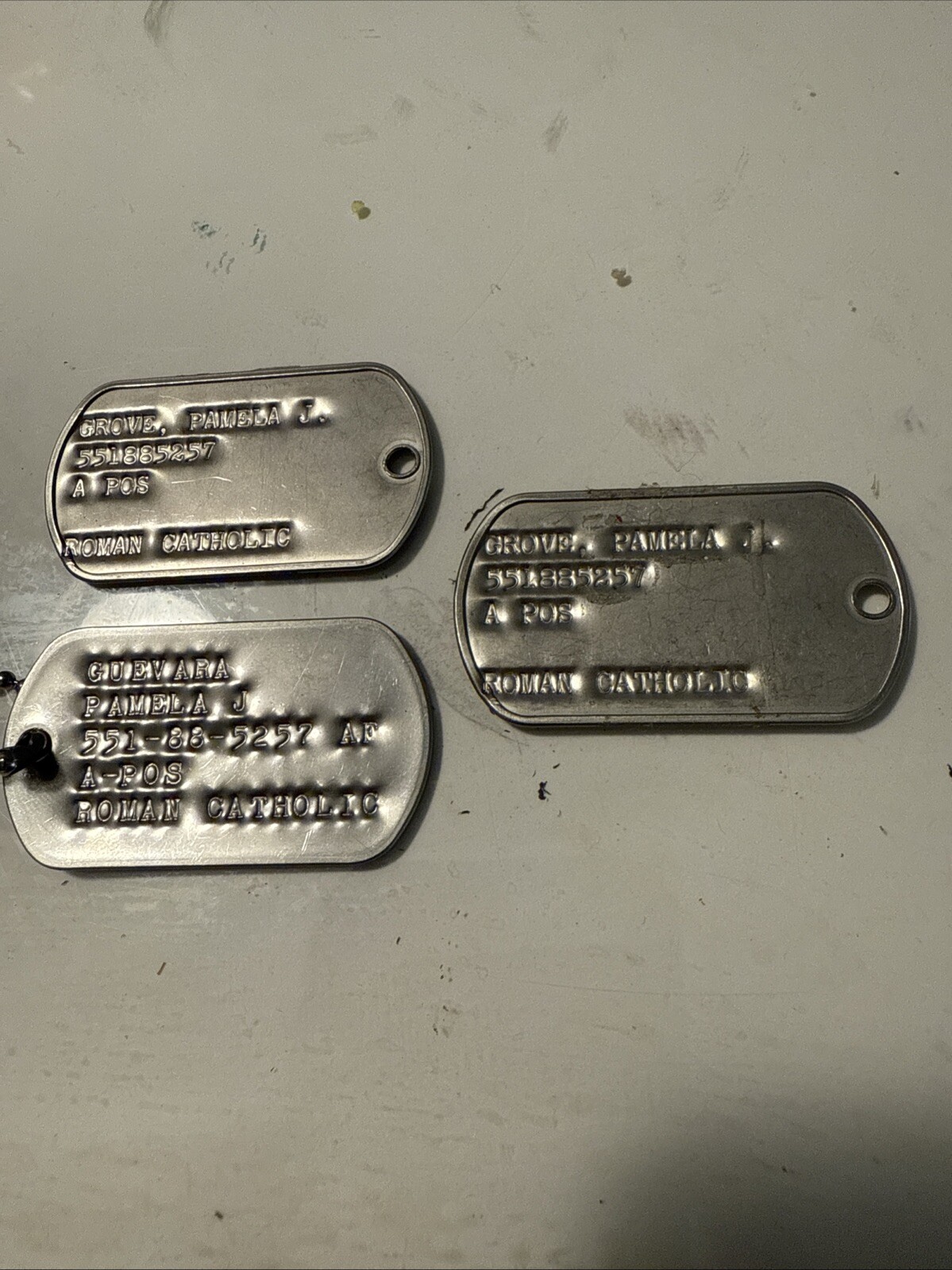 Vintage Notched Dog Tags Genuine Military Issue Stainless Steel Keychain