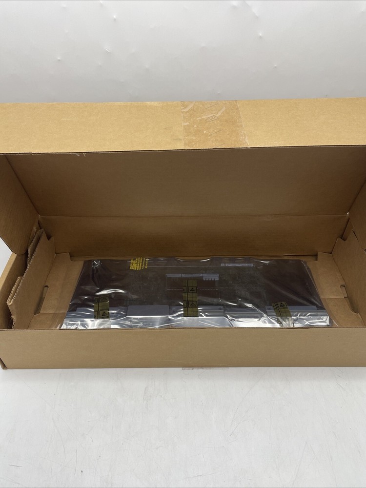 303-300-000C-02 – EMC Unity 12Gb SAS LCC Storage Controller Module DAE